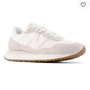 NWT New Balance 237 Nimbus Cloud Women's White Sneakers - 9.5
